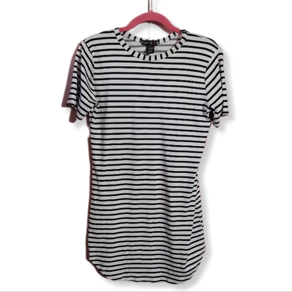 Love blue & white pin stripes T-shirt dress sizes L